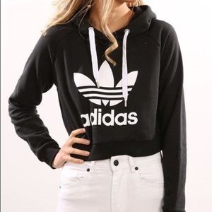 adidas black logo cropped hoodie